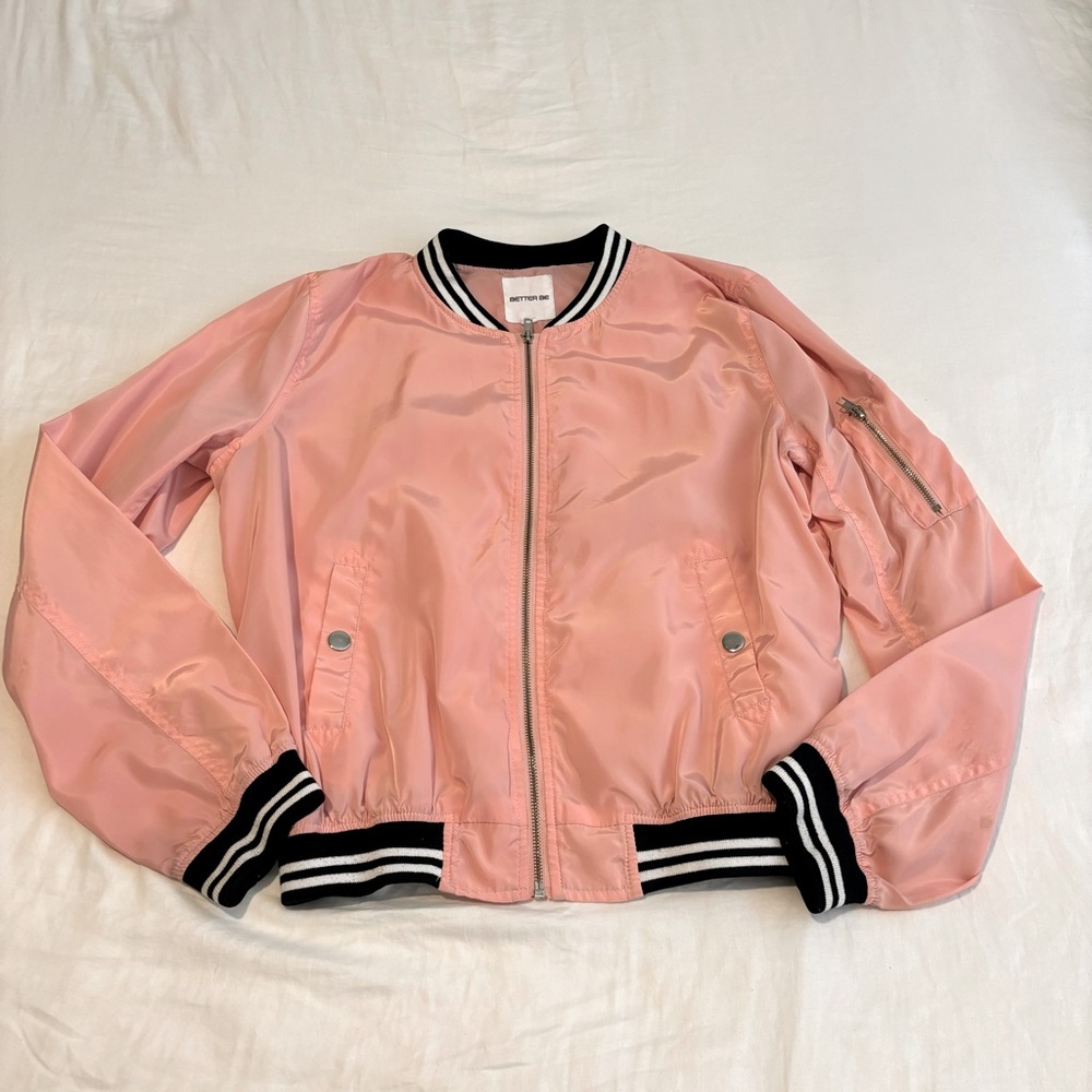 Women’s bomber jacket.